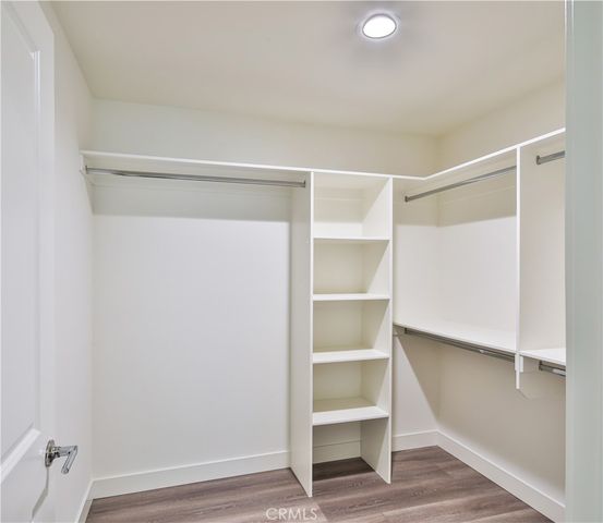 6826 N Whitman Avenue, Van Nuys, CA 91406