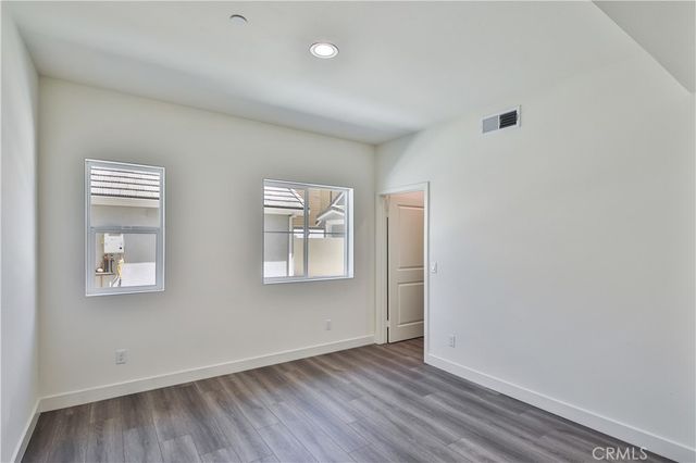 6826 N Whitman Avenue, Van Nuys, CA 91406