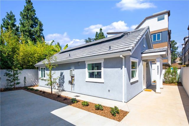 6826 N Whitman Avenue, Van Nuys, CA 91406