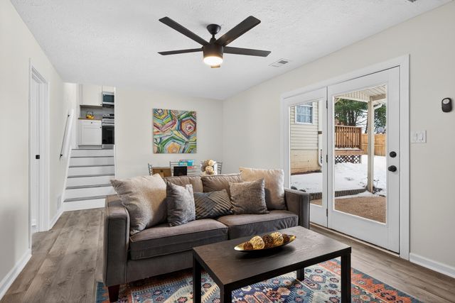 1004 Nicolet Court, Lexington, KY 40515