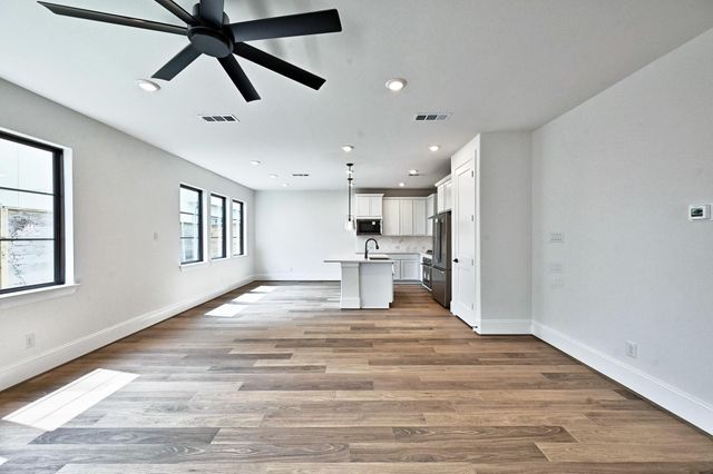 3226 Royal Oaks Hollow Lane, Houston, TX 77082