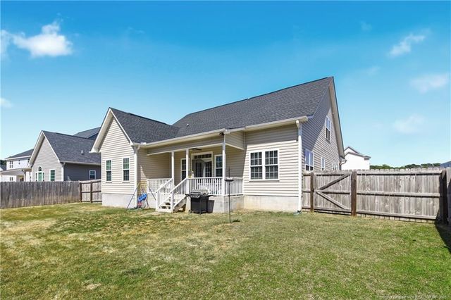 2121 Stonewash Drive, Fayetteville, NC 28306