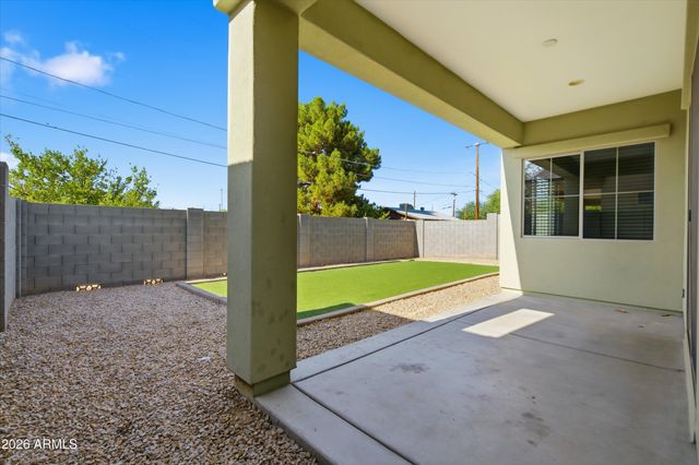 2338 W SIERRA VISTA Drive, Phoenix, AZ 85015