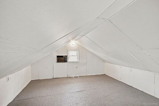 7516 Fisher Avenue, Warren, MI 48091