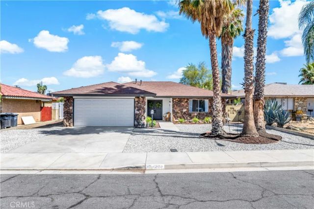 594 Montebello Place, Hemet, CA 92543