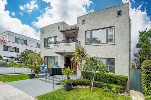 221 Belmont, Long Beach, CA 90803