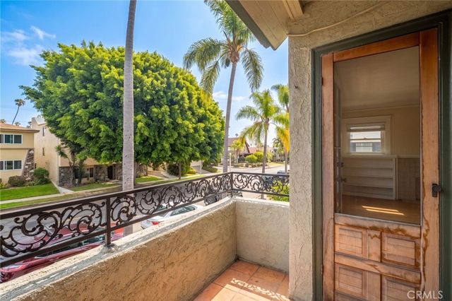 221 Belmont, Long Beach, CA 90803