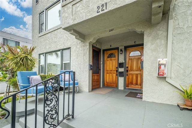 221 Belmont, Long Beach, CA 90803