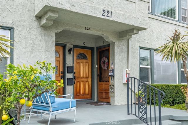 221 Belmont, Long Beach, CA 90803