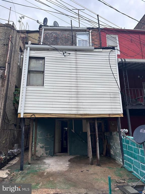 Image 30 of property listing at 741 N FULTON AVE, Baltimore, MD 21217