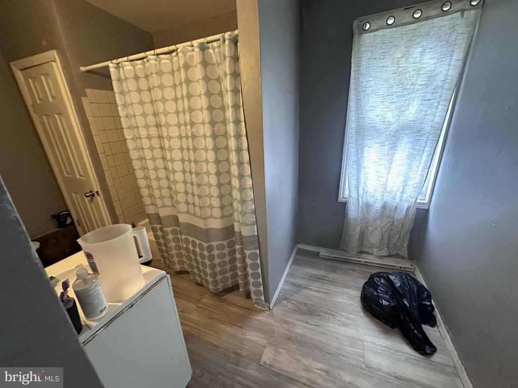 Image 6 of property listing at 741 N FULTON AVE, Baltimore, MD 21217