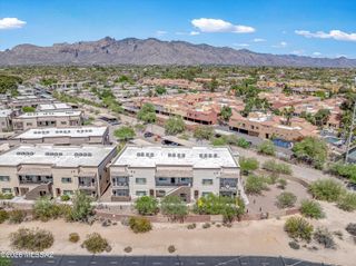 2042 E River Rd Unit 204, Tucson, AZ 85718