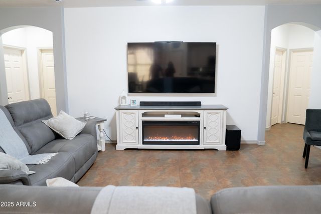 16062 W Tohono Drive, Goodyear, AZ 85338