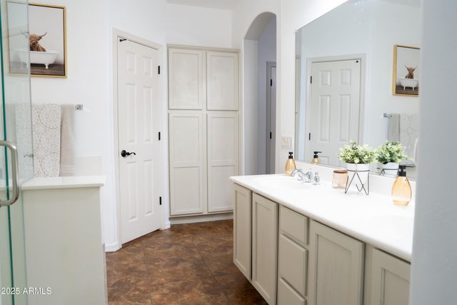 16062 W Tohono Drive, Goodyear, AZ 85338