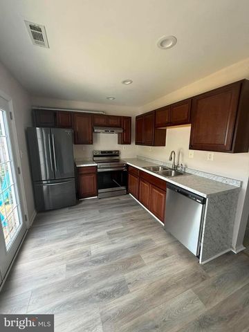 29 TAOS CIR, Middle River, MD 21220