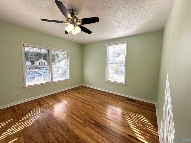 711 Nuckolls Street, Gadsden, AL 35903