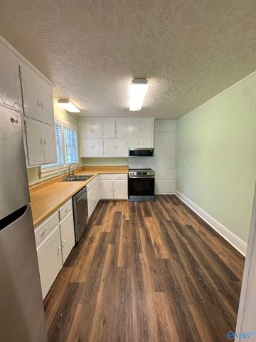 711 Nuckolls Street, Gadsden, AL 35903