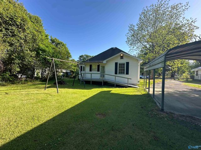 711 Nuckolls Street, Gadsden, AL 35903