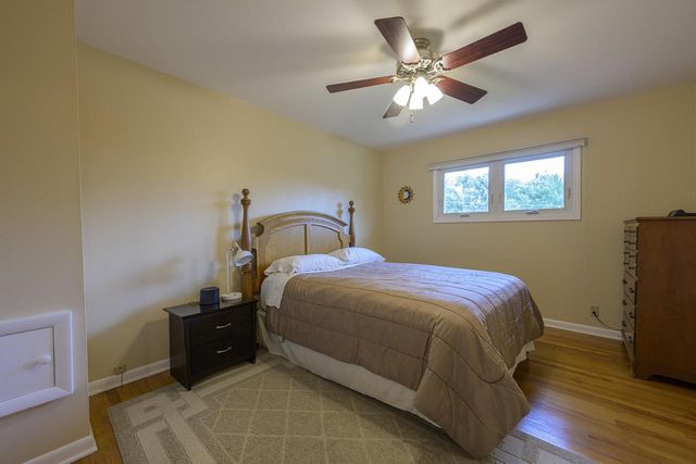W262S3250 Ridge ROAD, Waukesha, WI 53189