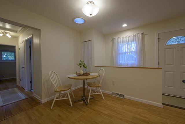 W262S3250 Ridge ROAD, Waukesha, WI 53189