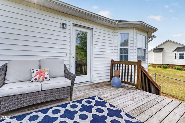 1101 Live Oak Road, Coats, NC 27521