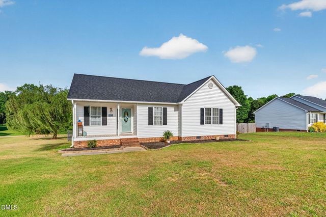 1101 Live Oak Road, Coats, NC 27521