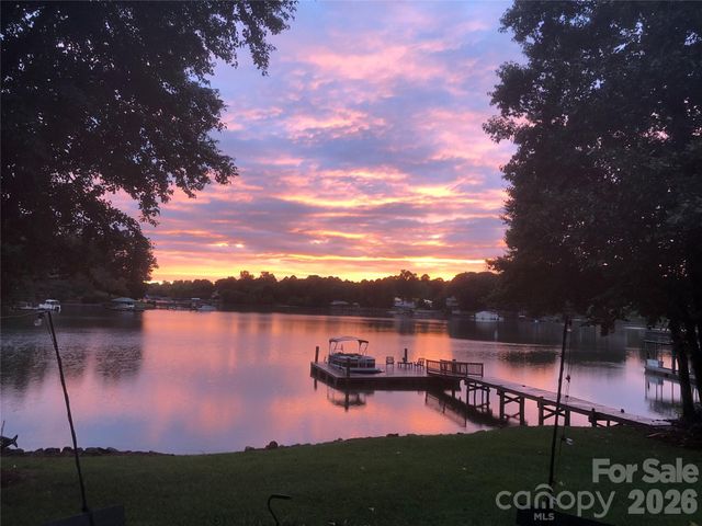 122 Lily Pad Loop, Troutman, NC 28166