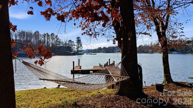 122 Lily Pad Loop, Troutman, NC 28166