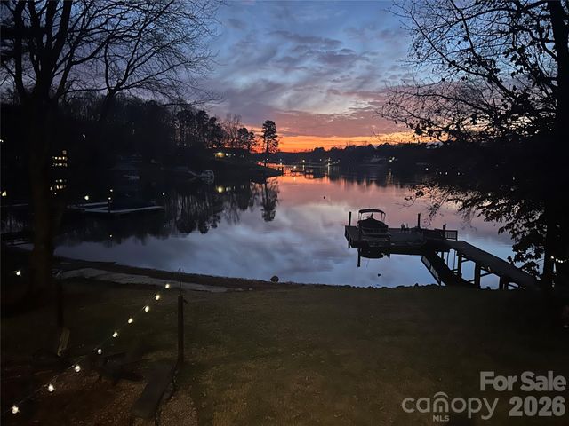 122 Lily Pad Loop, Troutman, NC 28166