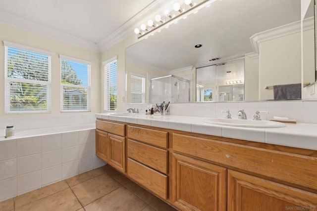 4545 Vereda Mar De Ponderosa, San Diego, CA 92130