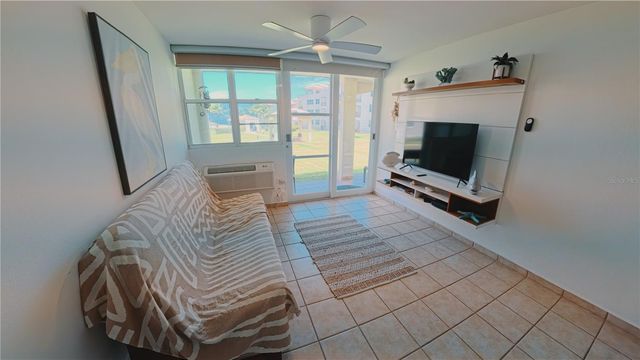 400 COND. HAUDIMAR BEACH APARTMENTS, EDIF. F F104, Isabela, PR 00662