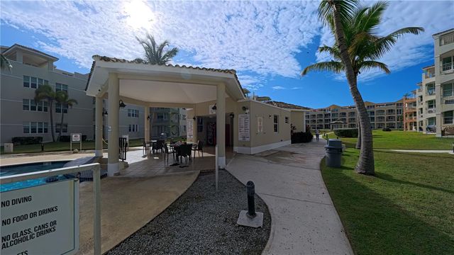 400 COND. HAUDIMAR BEACH APARTMENTS, EDIF. F F104, Isabela, PR 00662
