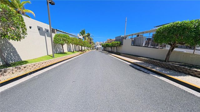 400 COND. HAUDIMAR BEACH APARTMENTS, EDIF. F F104, Isabela, PR 00662