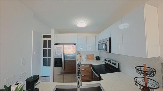 400 COND. HAUDIMAR BEACH APARTMENTS, EDIF. F F104, Isabela, PR 00662