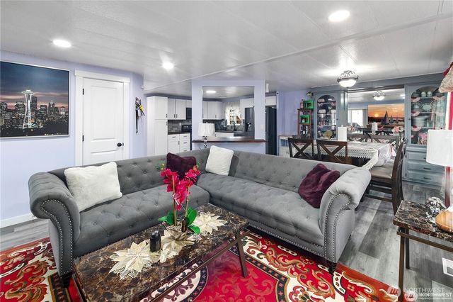 210 37th Street SE, Auburn, WA 98002