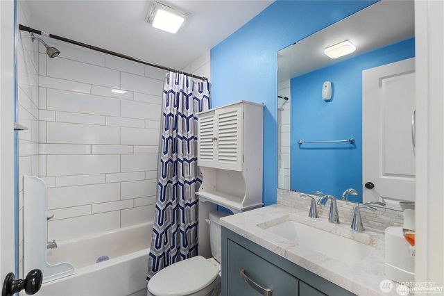 210 37th Street SE, Auburn, WA 98002