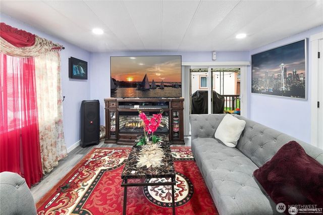 210 37th Street SE, Auburn, WA 98002