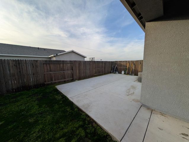 2251 Beppe Ave, Manteca, CA 95337