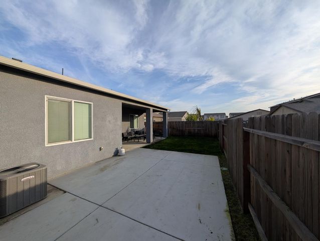 2251 Beppe Ave, Manteca, CA 95337
