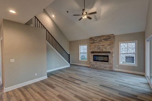 101 Rocky Creek Road, Georgetown, KY 40324