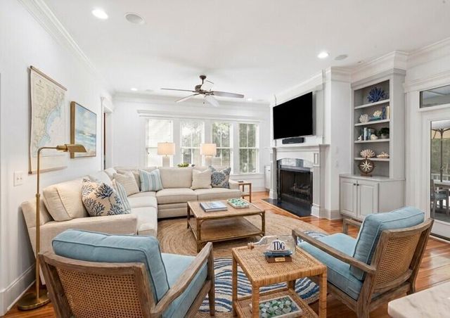 882 Tupelo Bay Drive, Mount Pleasant, SC 29464
