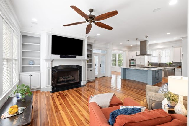 882 Tupelo Bay Drive, Mount Pleasant, SC 29464