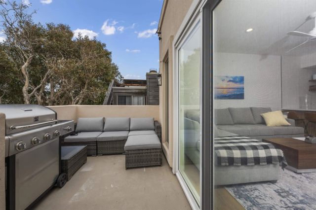 727 Ostend, San Diego, CA 92109