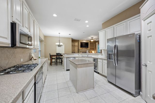 1940 Creekside Drive, Rockwall, TX 75087