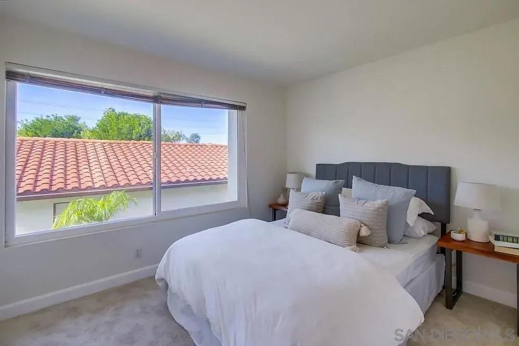 Image 14 of property listing at 1874 Forestdale, Encinitas, CA 92024
