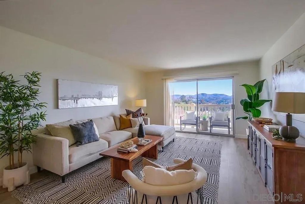 Image 2 of property listing at 1874 Forestdale, Encinitas, CA 92024