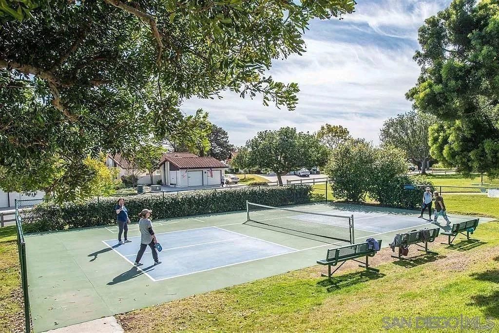 Image 23 of property listing at 1874 Forestdale, Encinitas, CA 92024