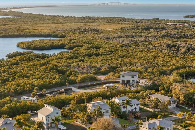 115 BURNS ROAD, Terra Ceia, FL 34250