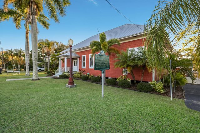 115 BURNS ROAD, Terra Ceia, FL 34250