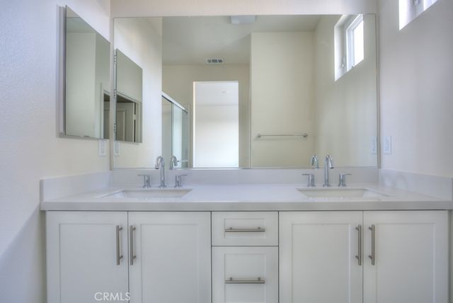 11454 Artesia, Artesia, CA 90701